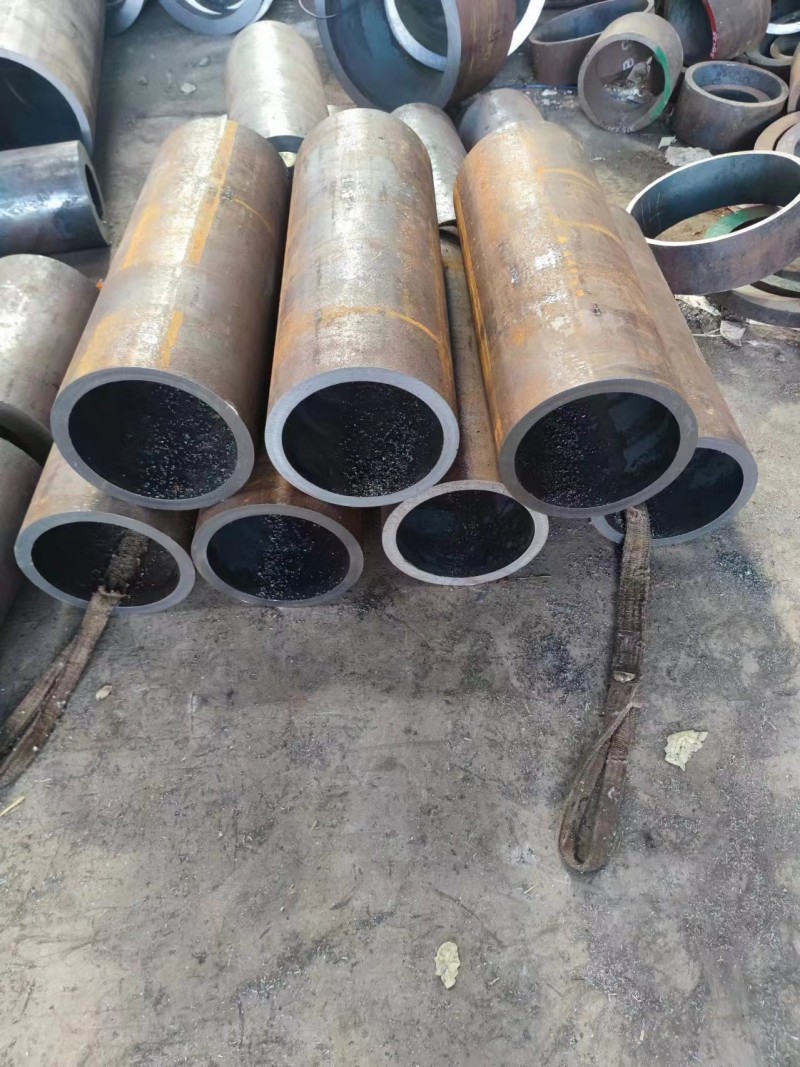 金凤金凤金凤12Cr1MovG无缝钢管切割