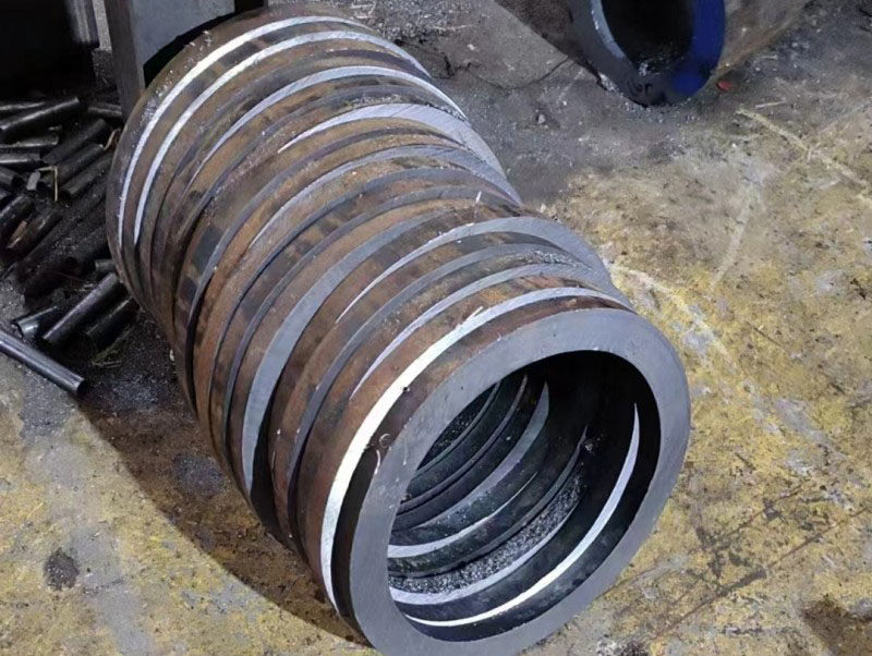 金凤30CrMo无缝钢管切割
